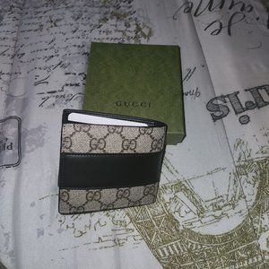 Gucci wallet